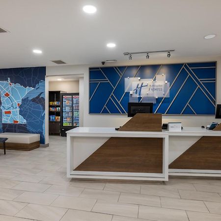 Holiday Inn Express Rochester South - Mayo Area By Ihg Exteriör bild