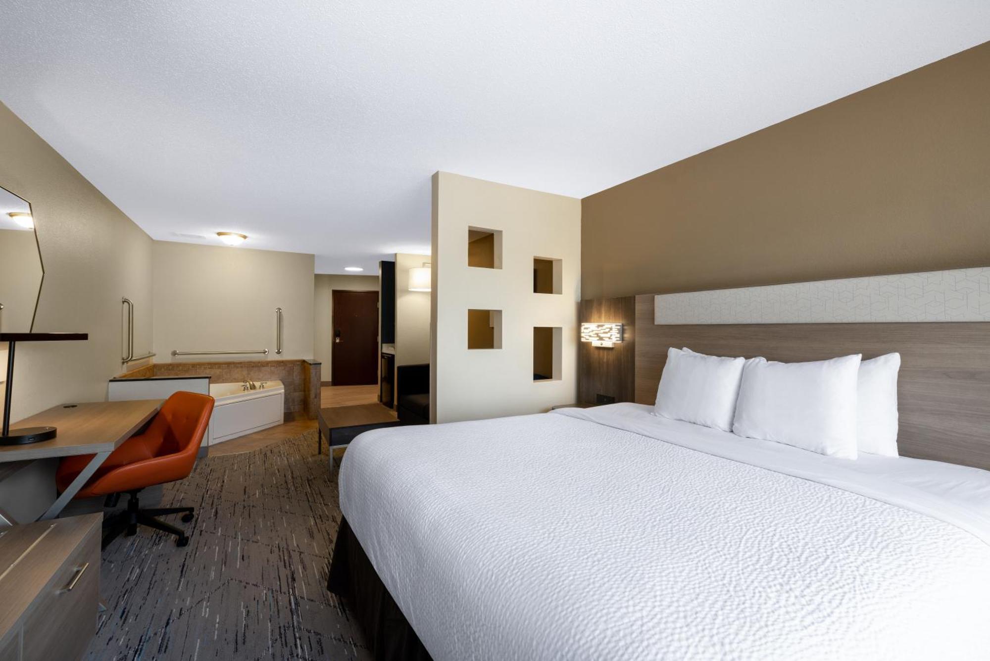 Holiday Inn Express Rochester South - Mayo Area By Ihg Exteriör bild